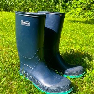 LaCrosse Navy Blue Women’s Rain Boots with Green Soles Fits Size 7